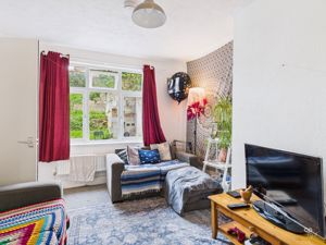 Photo 7- click for photo gallery